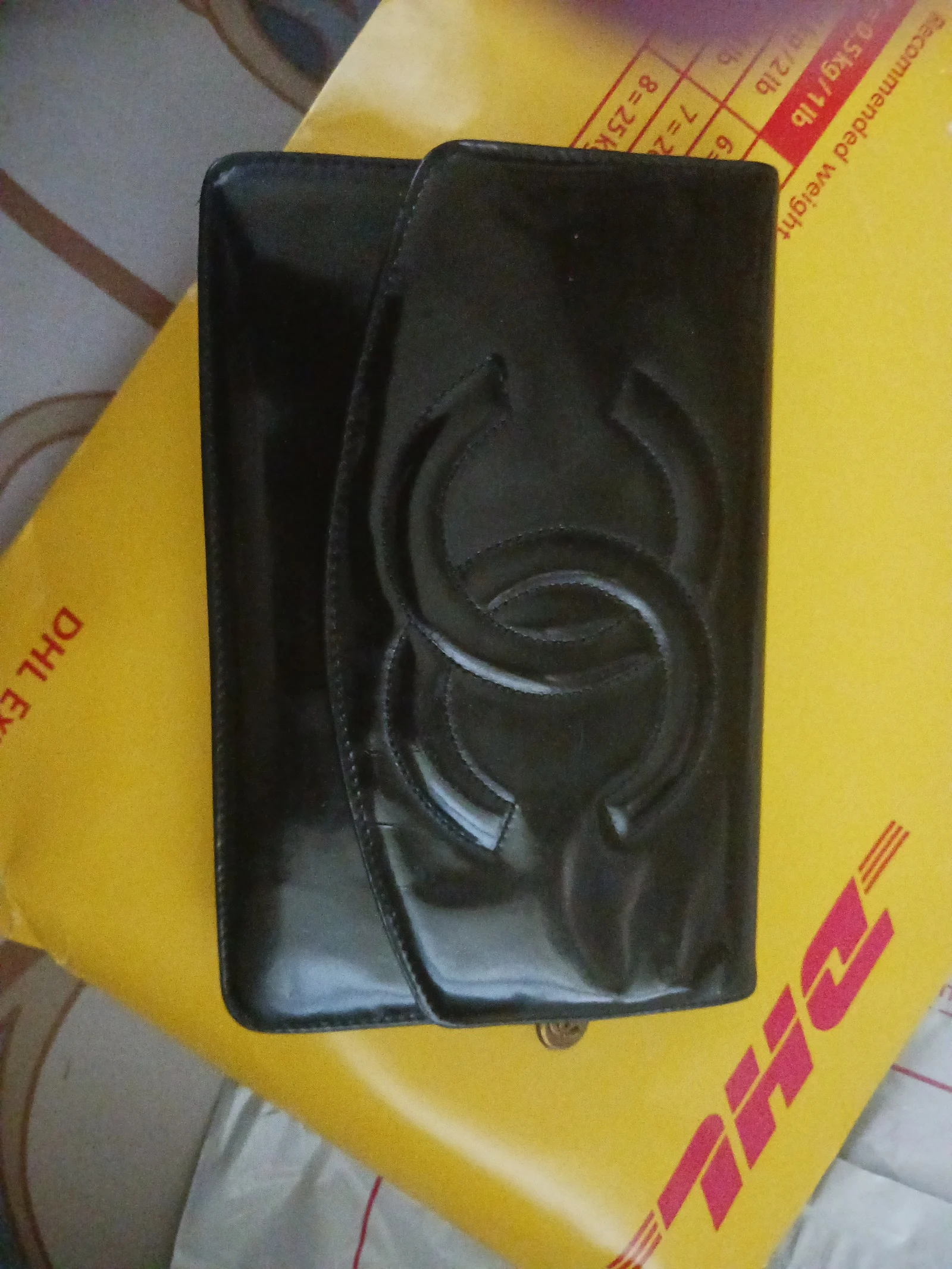 ❤️Authenticated Chanel Patent Leather Timeless CC Logo Bag❤️