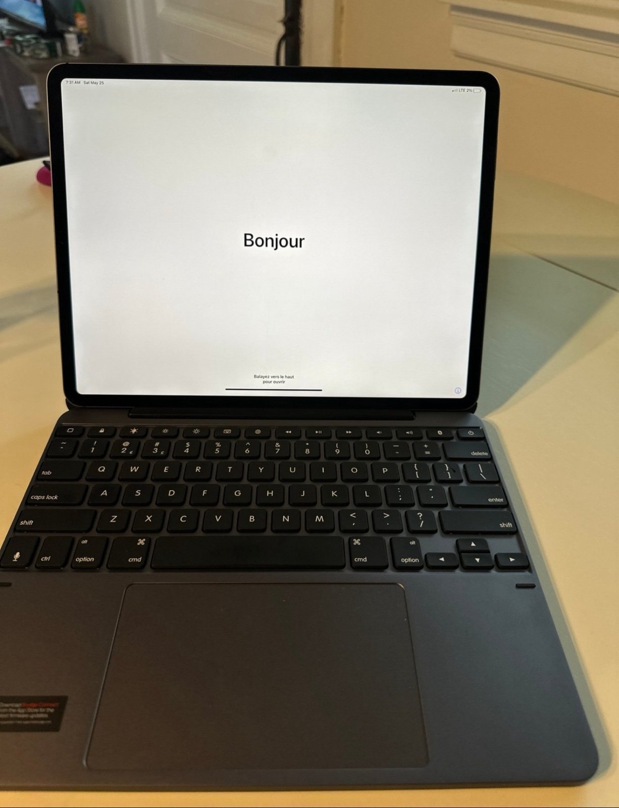 iPad Pro 12.9 inch 4th gen 128G + keyboard 8F56