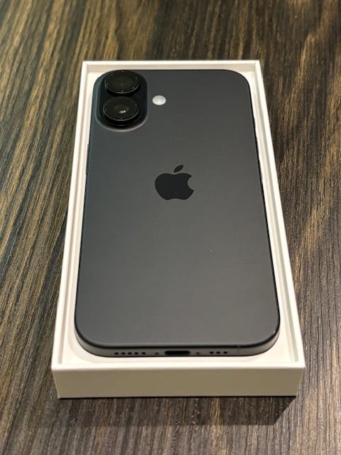 iPhone 16 5J86