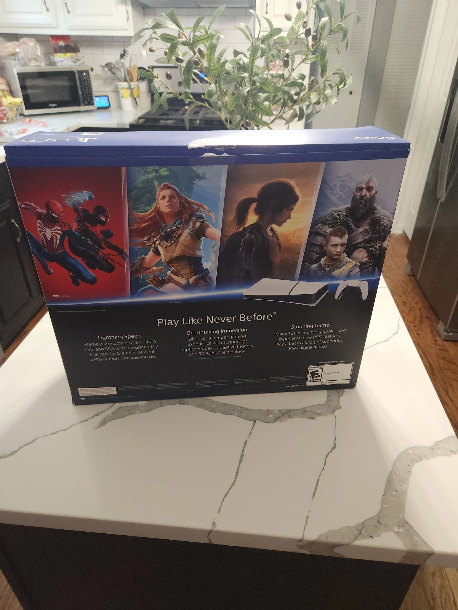 Sony PlayStation 5 Console Digital Version in White 3J76