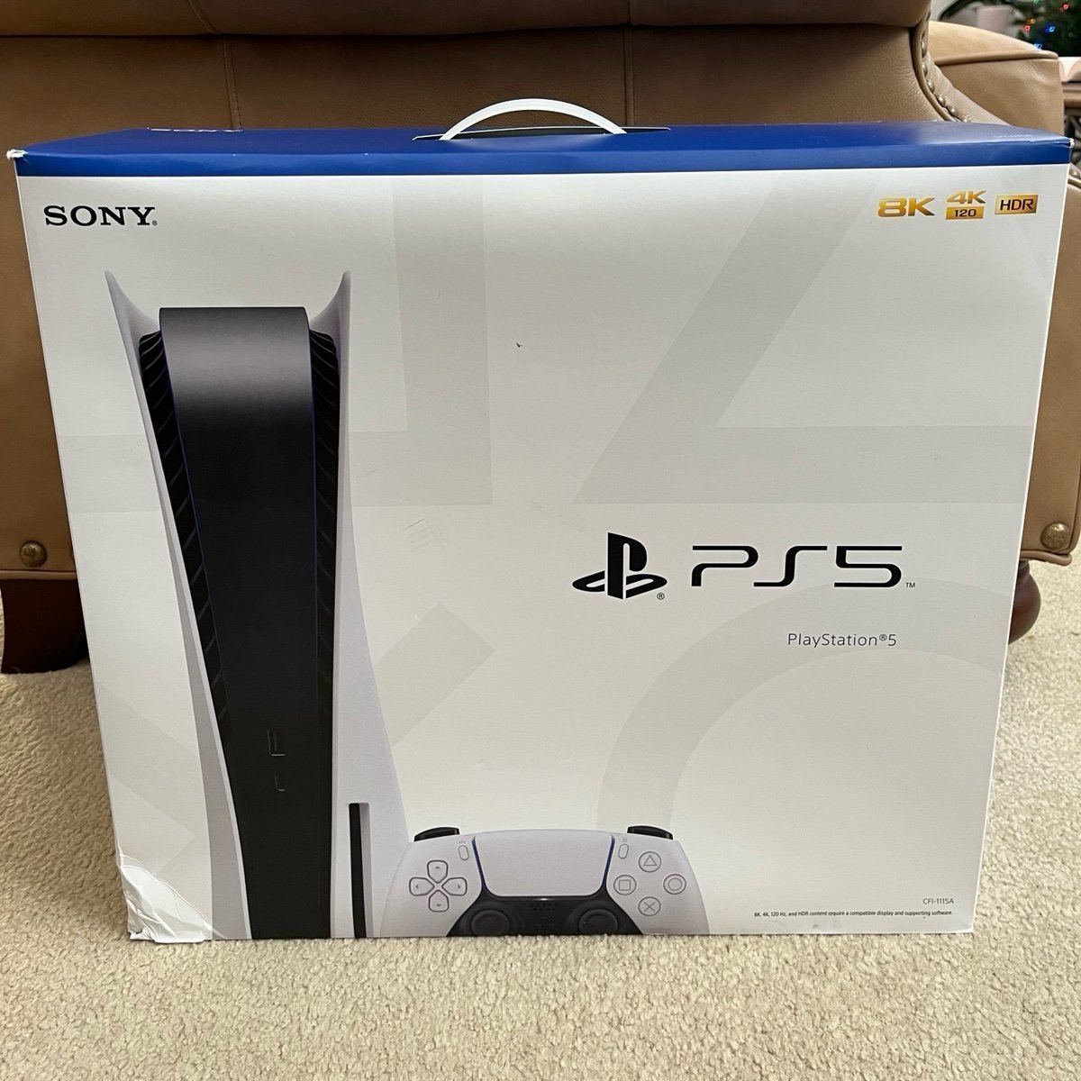 PlayStation 5 PS5 Console Disc Version in Box 5Z67