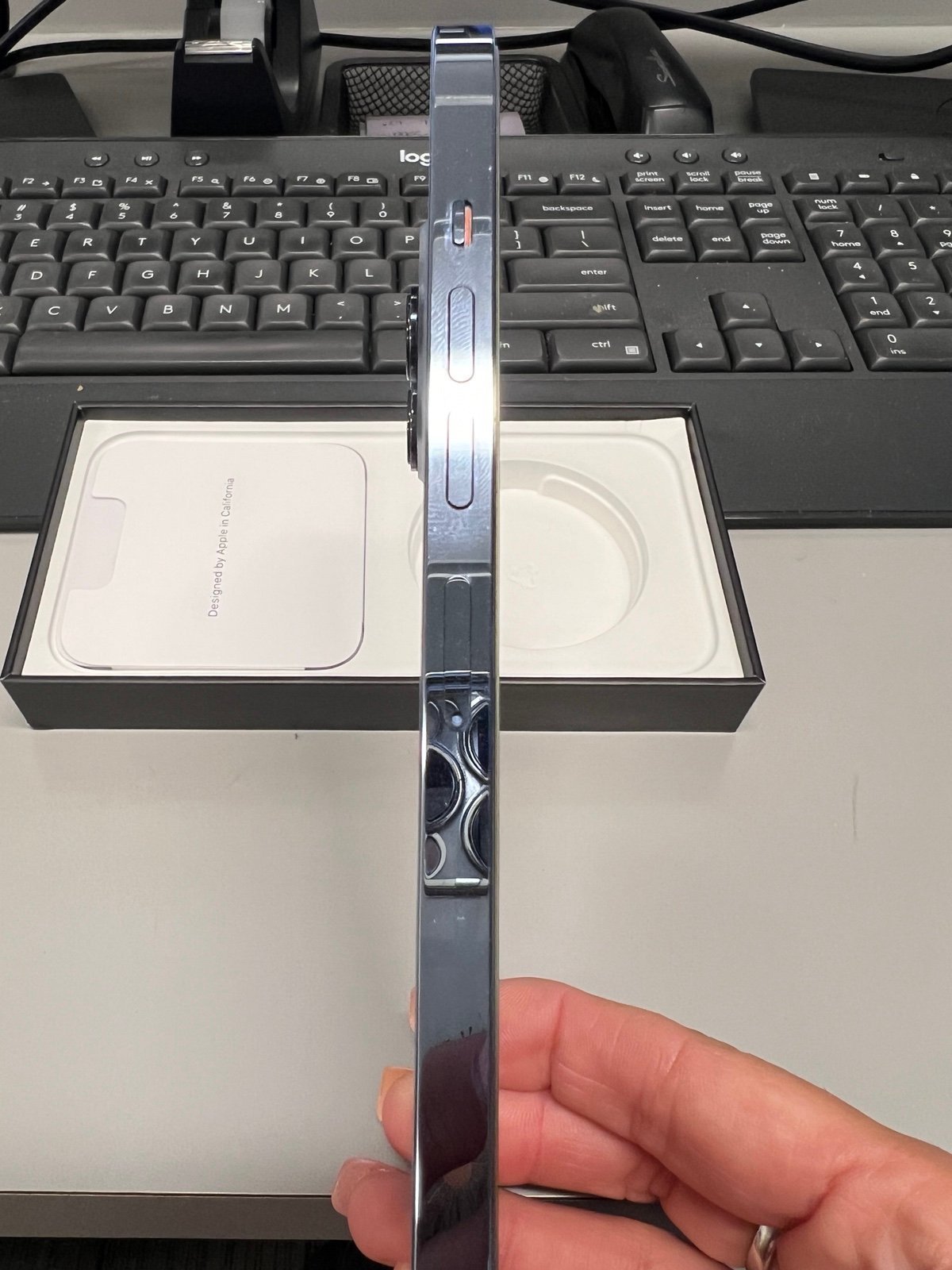 Apple iPhone 13 Pro Max 128 GB in Sierra Blue 9C59