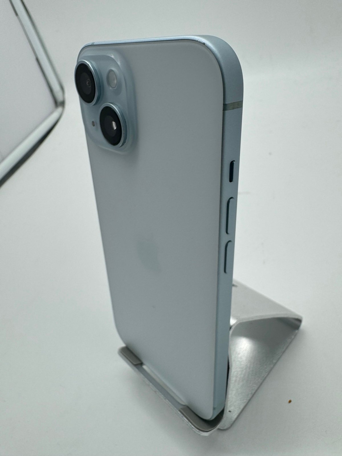 iPhone 15 256GB unlocked blue 8D27