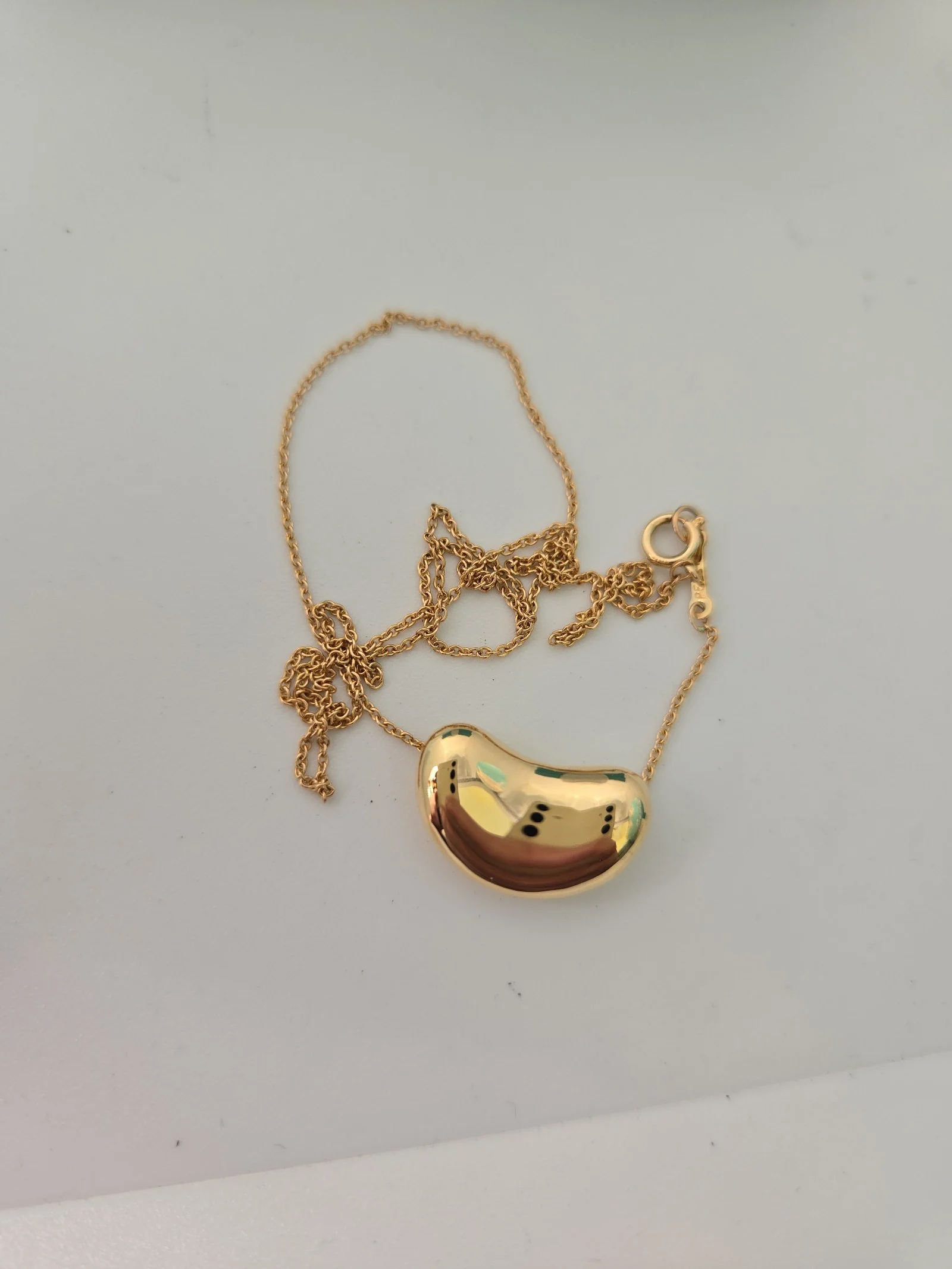 Tiffany & Co. 18K Yellow Gold Elsa Peretti Large 18mm Bean Necklace AUTHENTIC