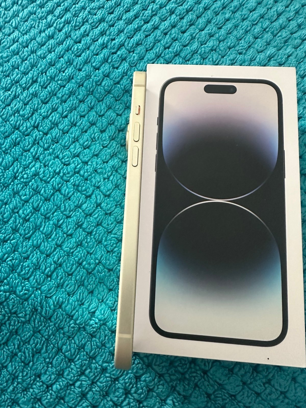 Apple iPhone 15 plus 7M89