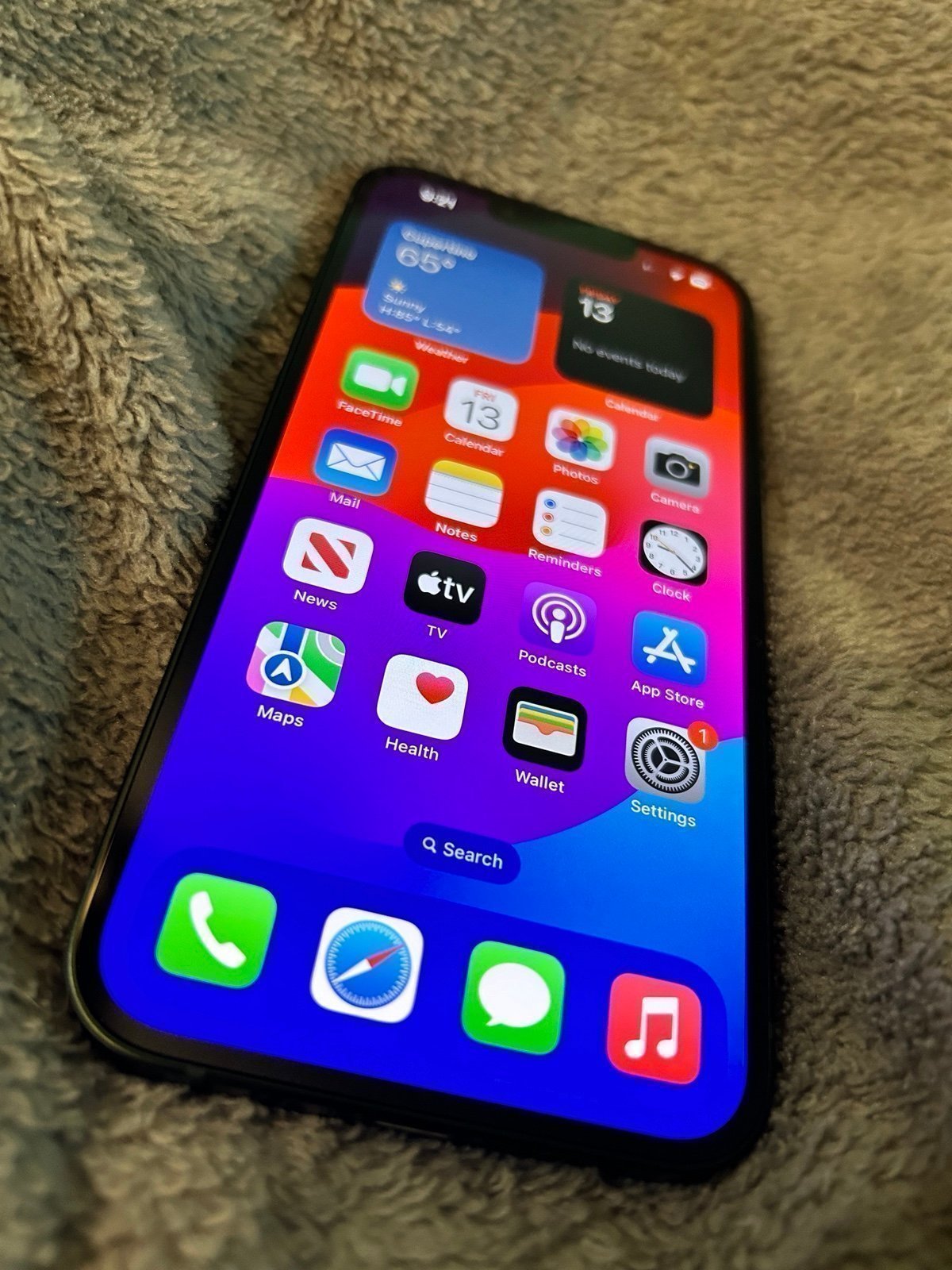 Apple iPhone 13 256gb Unlocked 6B75