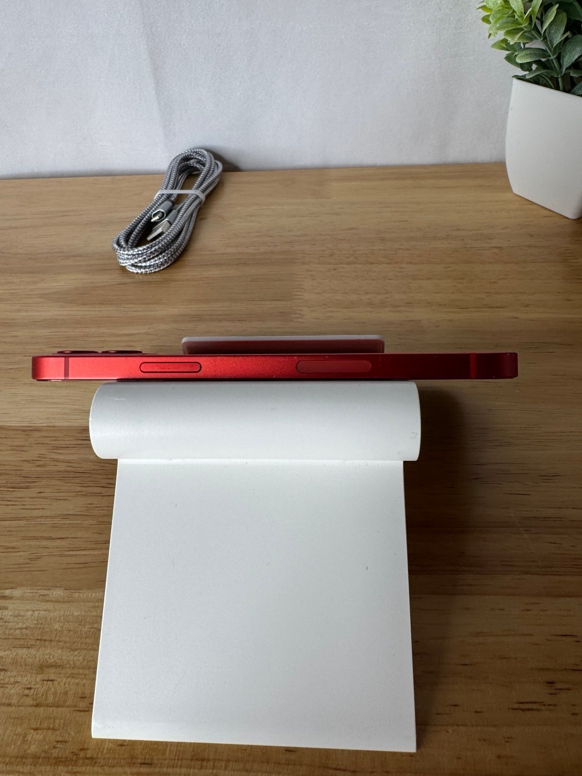 Apple iPhone 12 64 GB in (Product) RED for Unlocked 2Q38