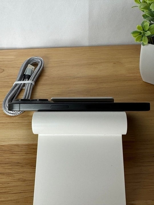 Apple iPhone 15 Pro 256GB in Black Titanium for Unlocked 6B28