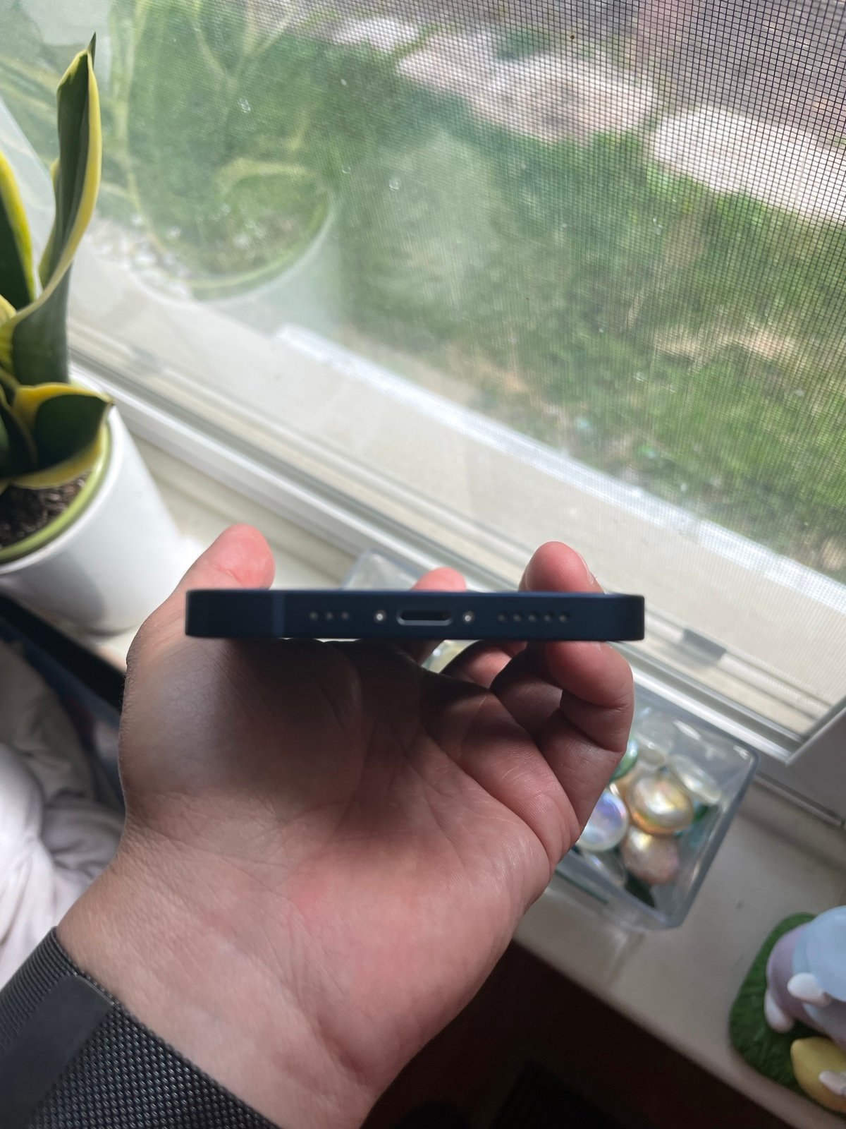 Apple iPhone 12 128gb unlocked in Blue 6B67