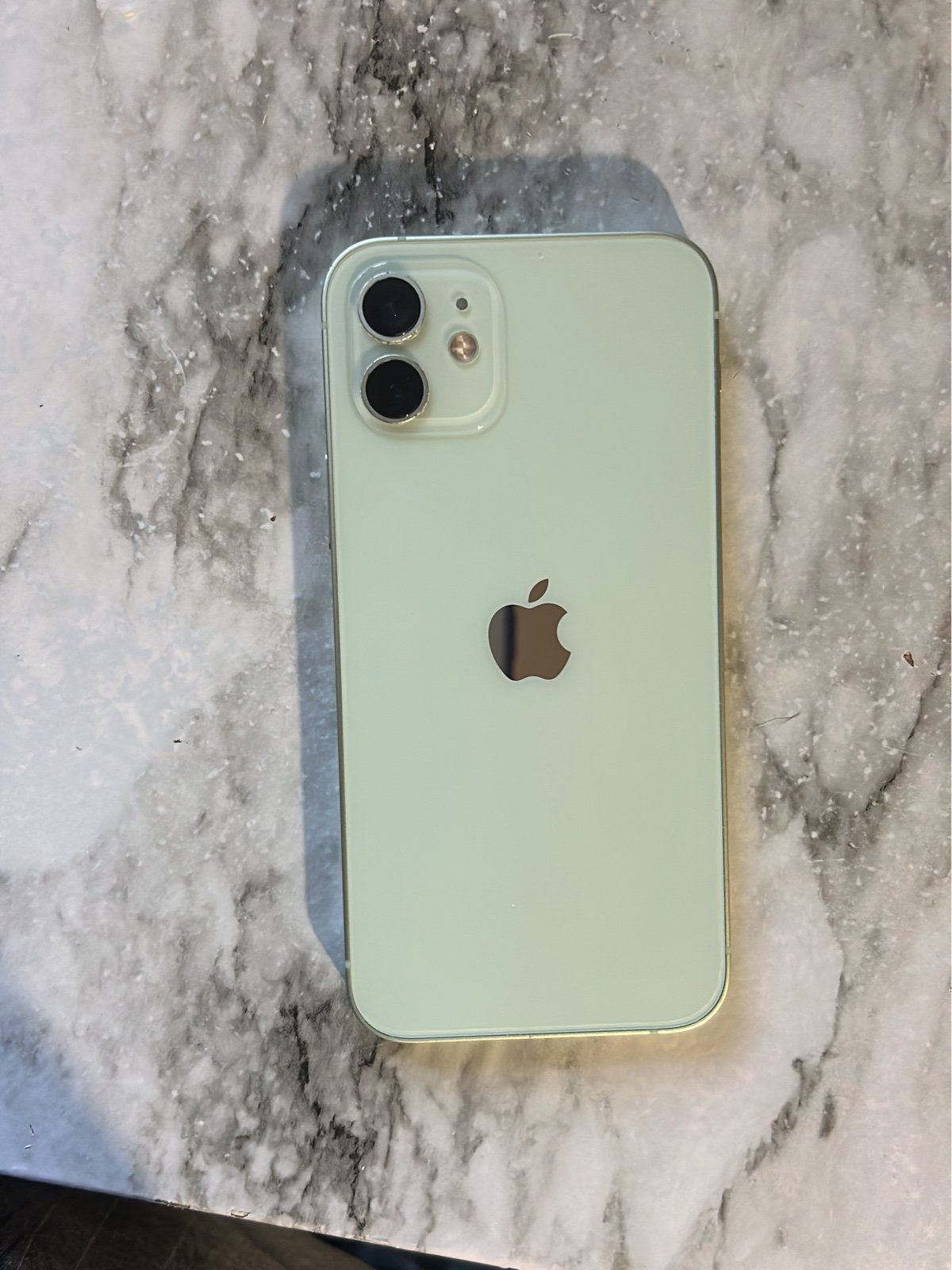 Apple iPhone 12 Green Unlocked 2O25