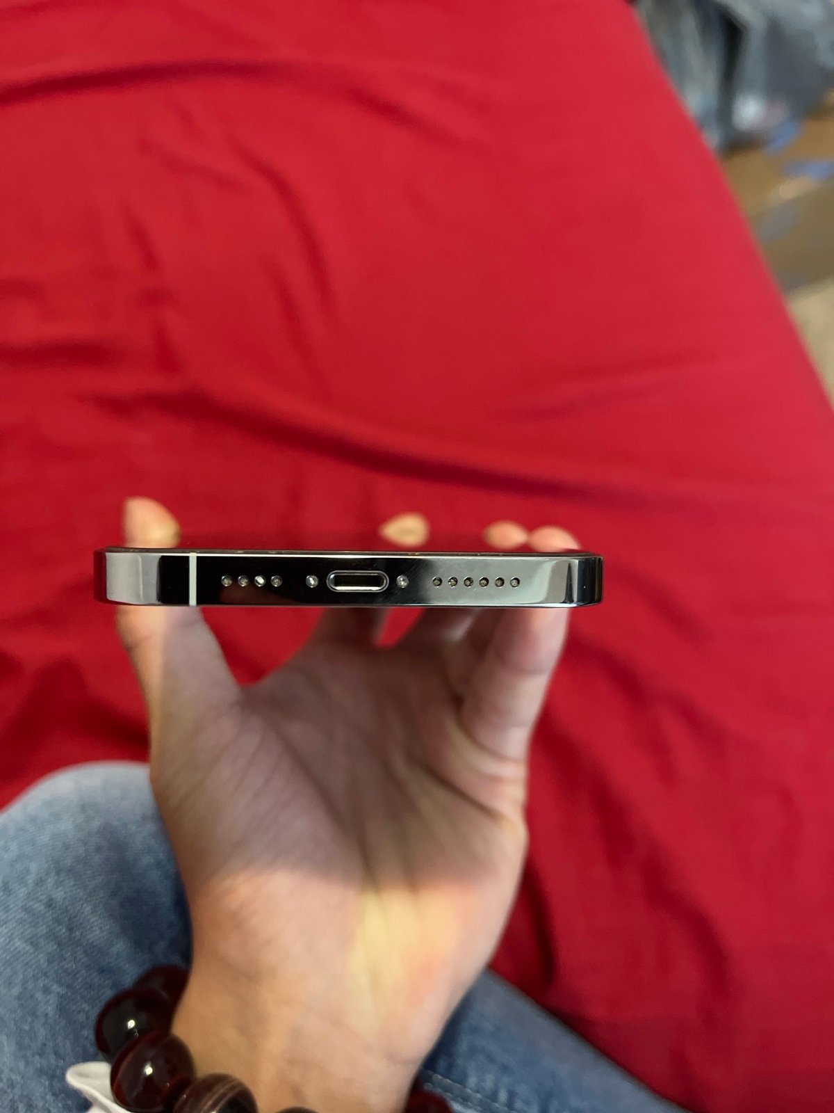 Apple iPhone 13 Pro Max 128 GB in Silver for T-Mobile 9T55