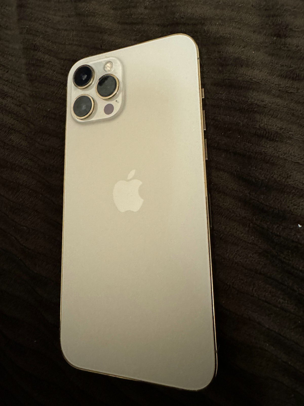 iPhone 12 pro max 1R72