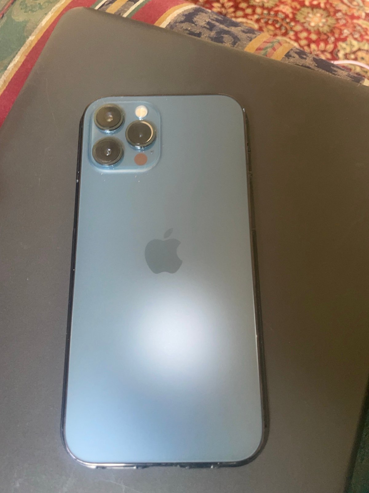 iphone 12 pro max phone unlocked 1Z37