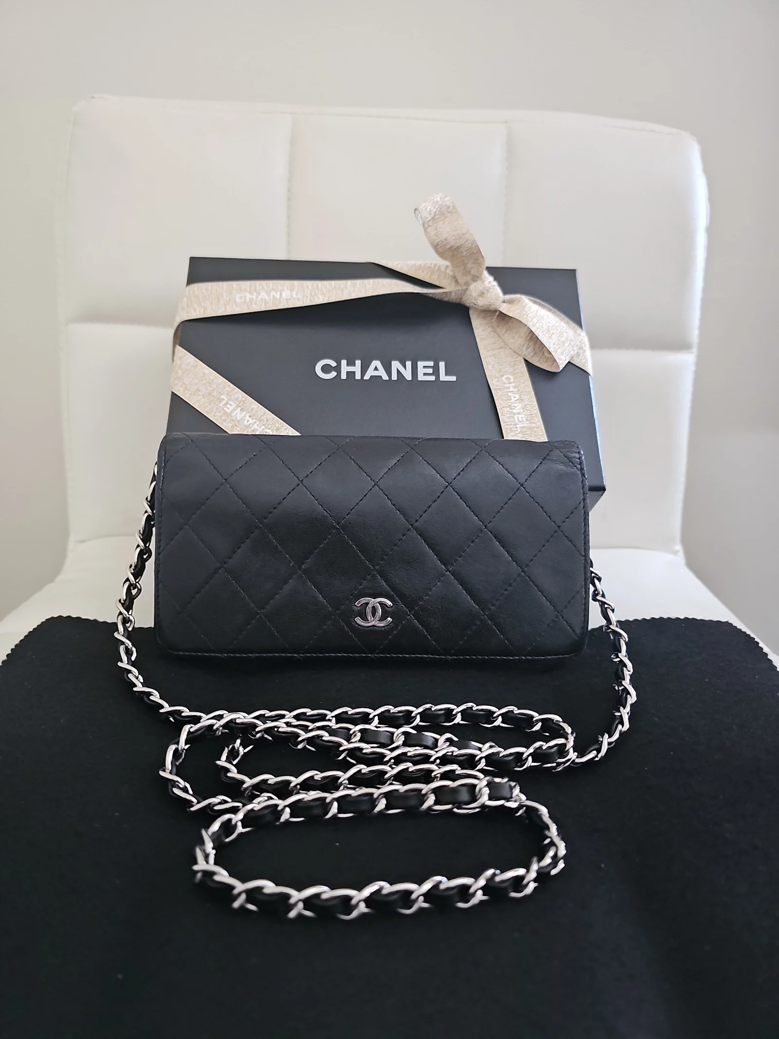 CHANEL Black Lambskin Leather Quilted Wallet