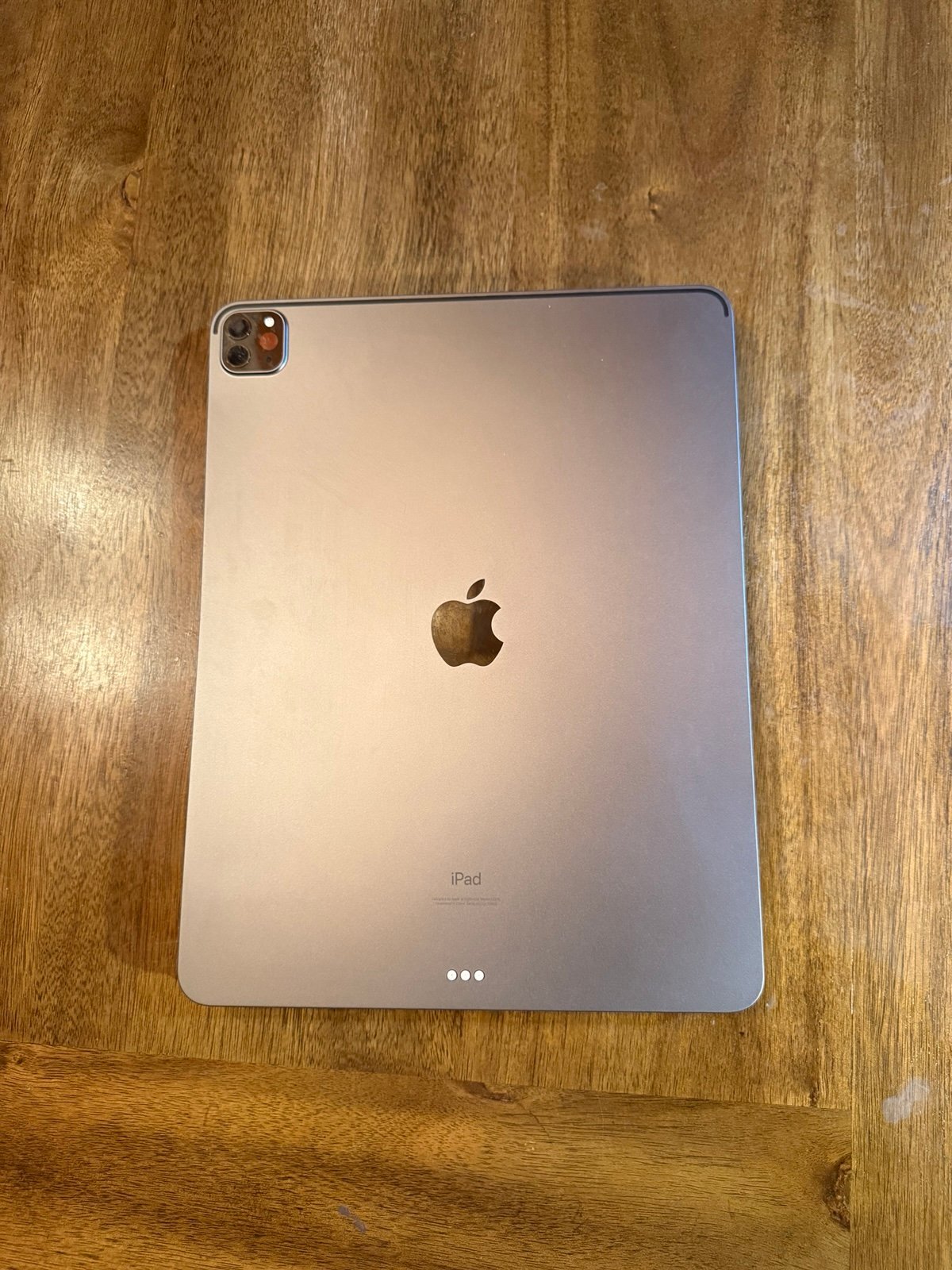 iPad Pro 12.9 5th gen 128gb 3B95