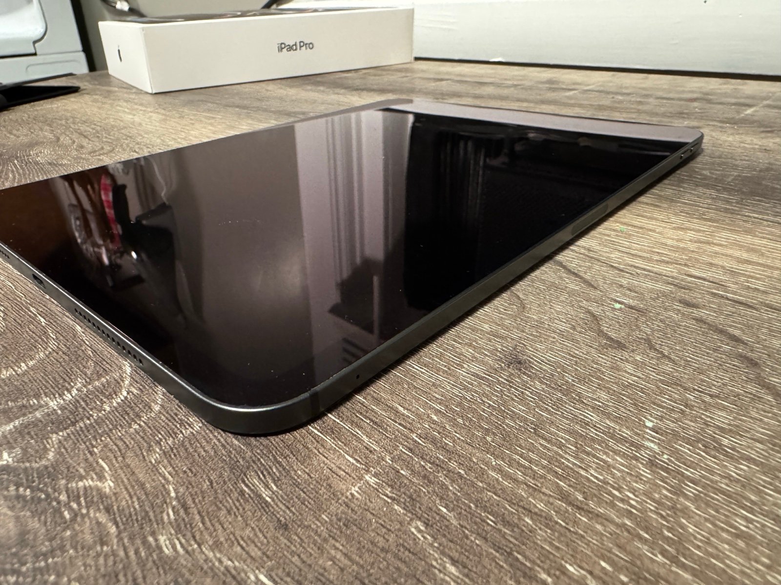 iPad Pro M4 11 inch 256g WiFi+ Cellular w/ Apple Pencil Pro and case 6L39