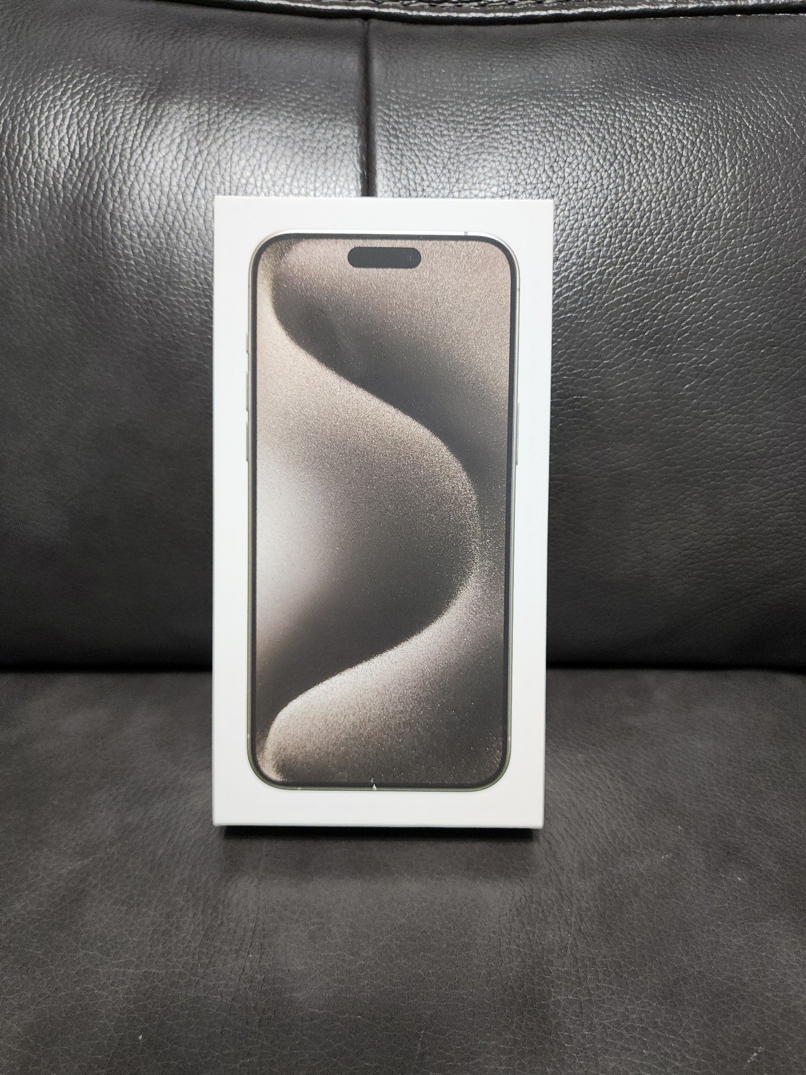 iPhone 15 Pro Max 1TB Fully Unlocked 9V56