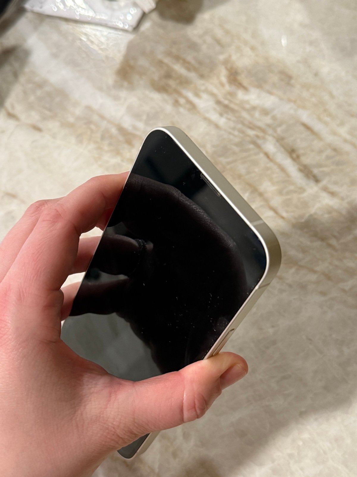 Apple iPhone 14 Plus 128 GB AT&T 7Q18