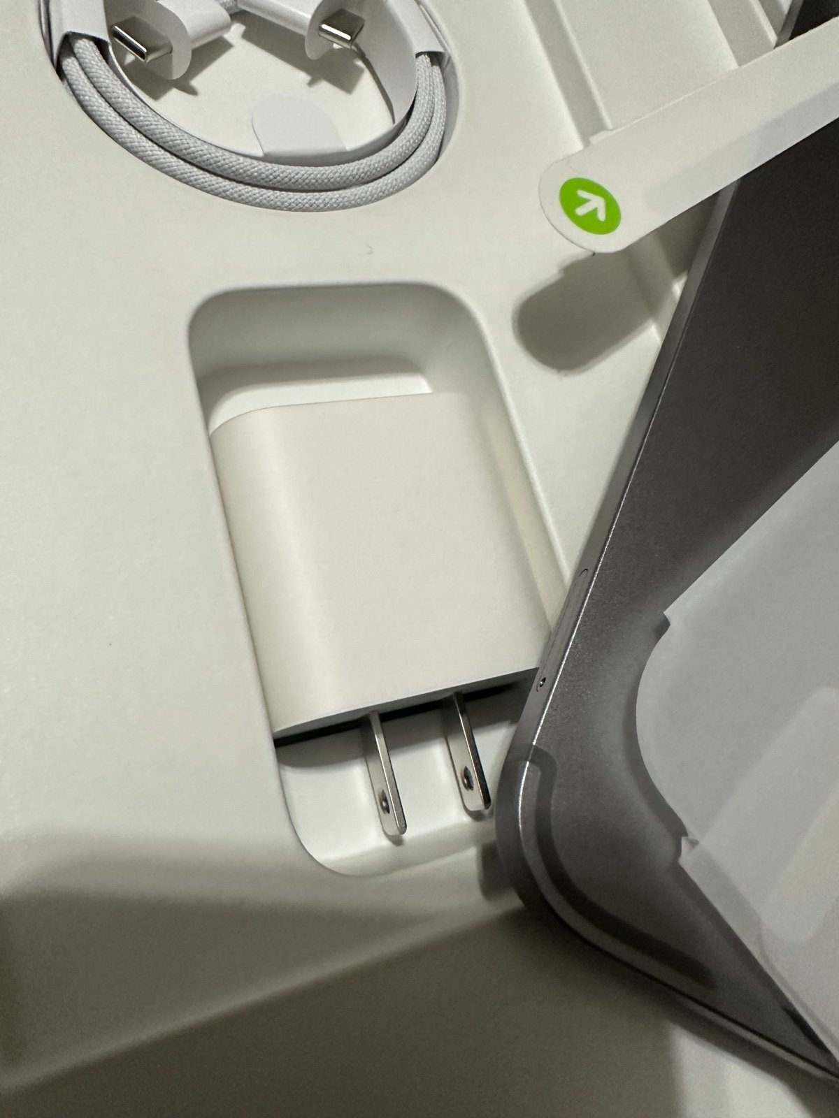 Apple iPad Pro 11” 4th Generation 1 TB in Space Gray 8Z37