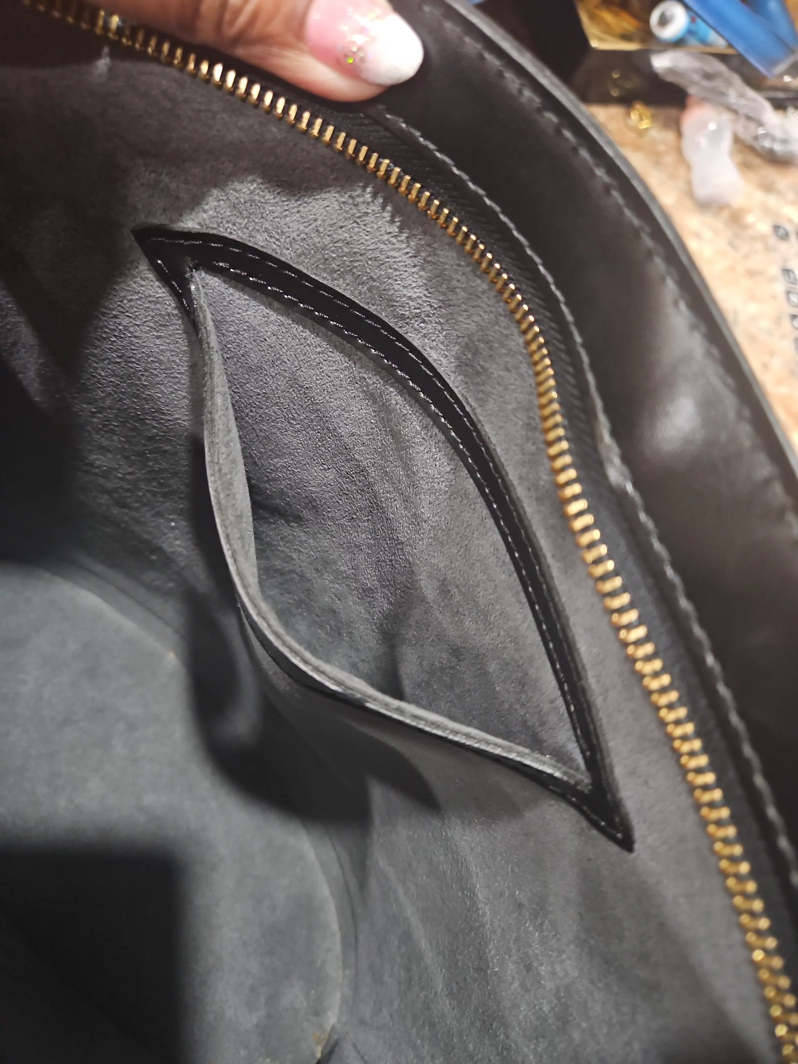 LOUISE VUITTON ST JACQUES SHORT HANDLE