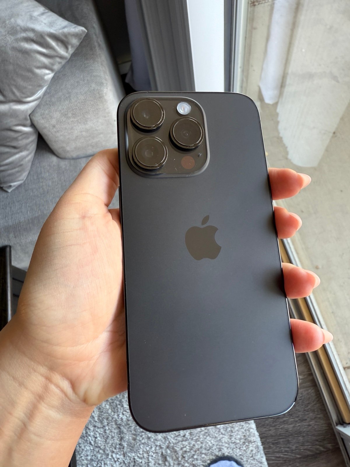 Unlocked Apple iPhone 14 Pro 256 GB in Space Black 8B87