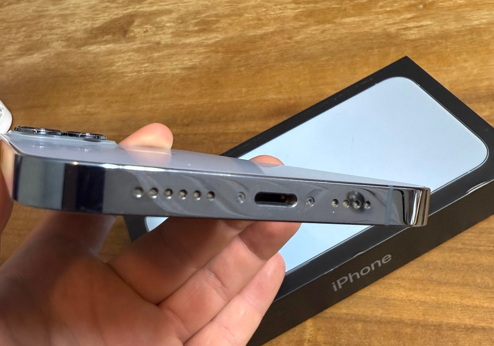 Apple iPhone 13 Pro Max 128GB Unlocked - Sierra Blue 7P19