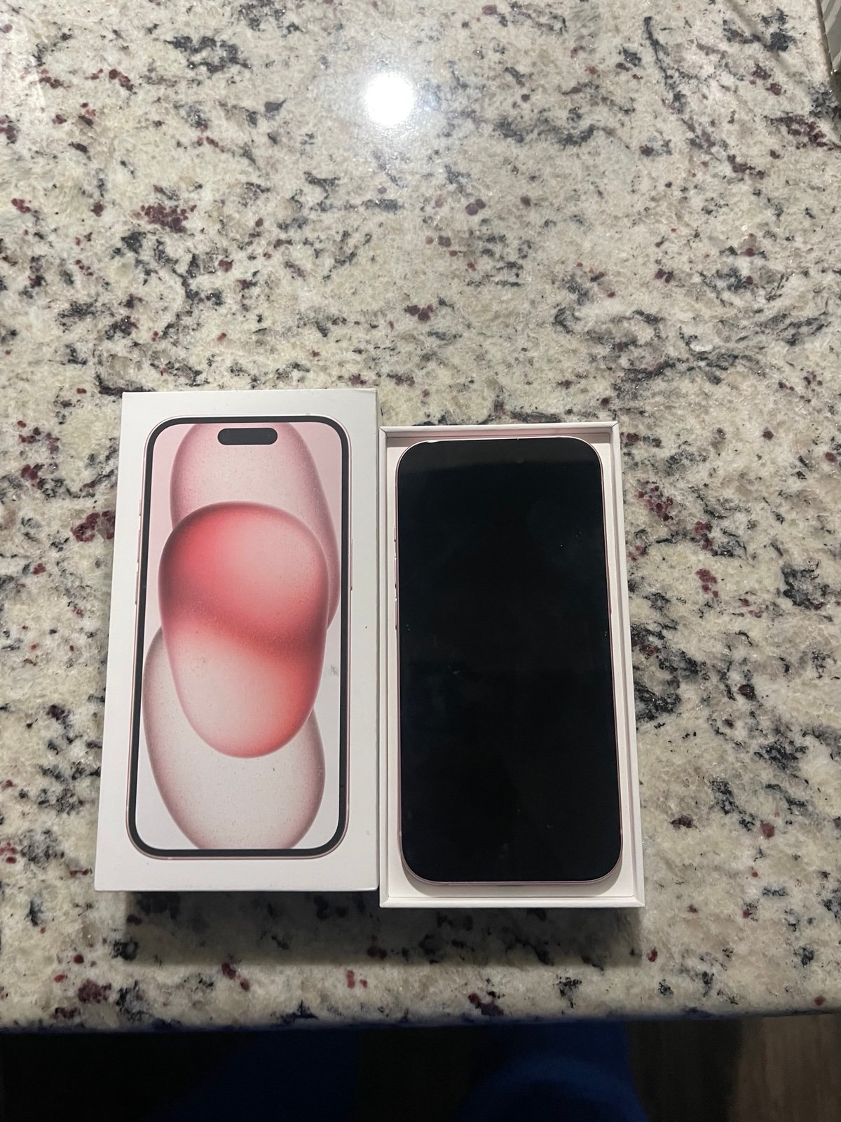 Apple iPhone 15 256GB 3Q91