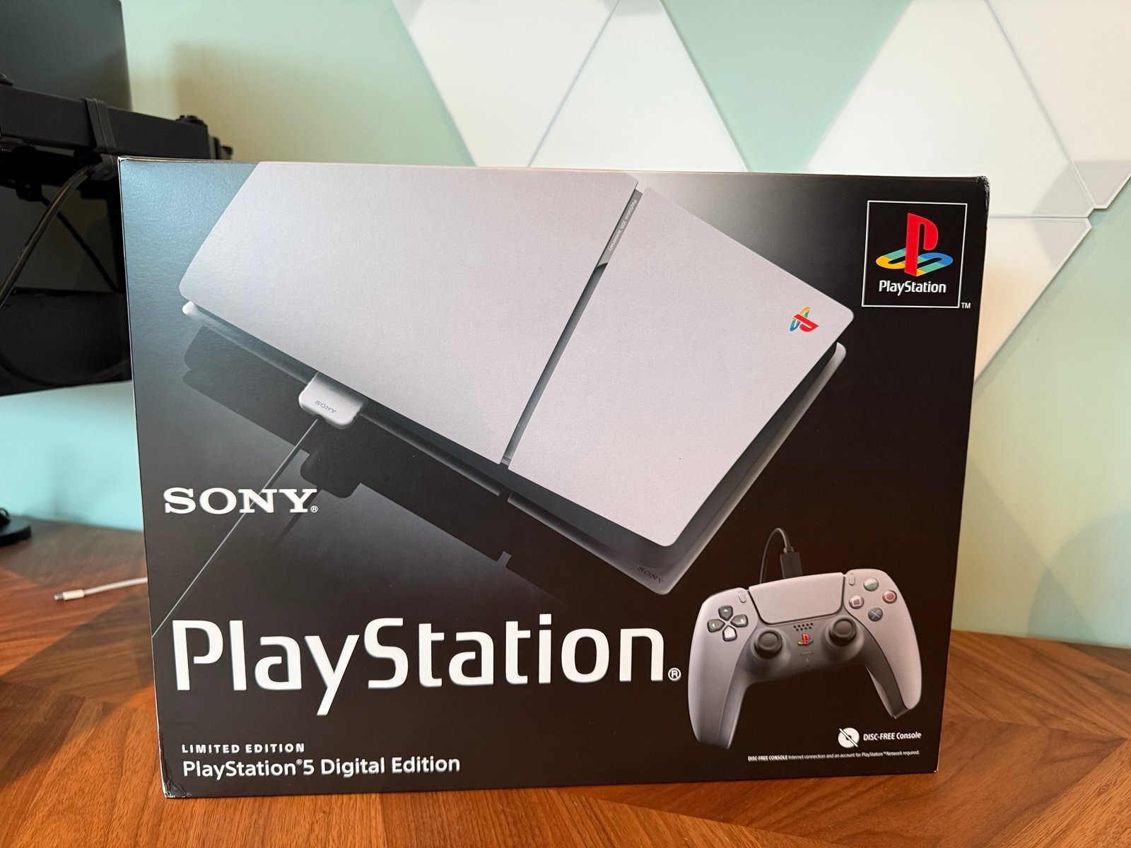 PlayStation 5 30th Anniversary Edition 2F29