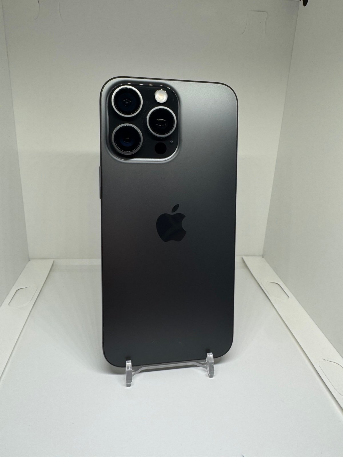 Apple iPhone 15 Pro Max - 256GB - Black Titanium (Unlocked) 9J82