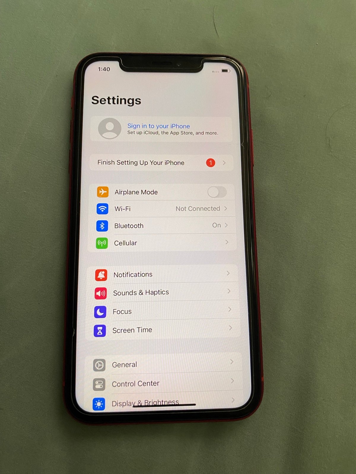 Apple iPhone 13 Pro Max 256 GB Unlocked and iPhone XR Red 64 Unlocked 5X85