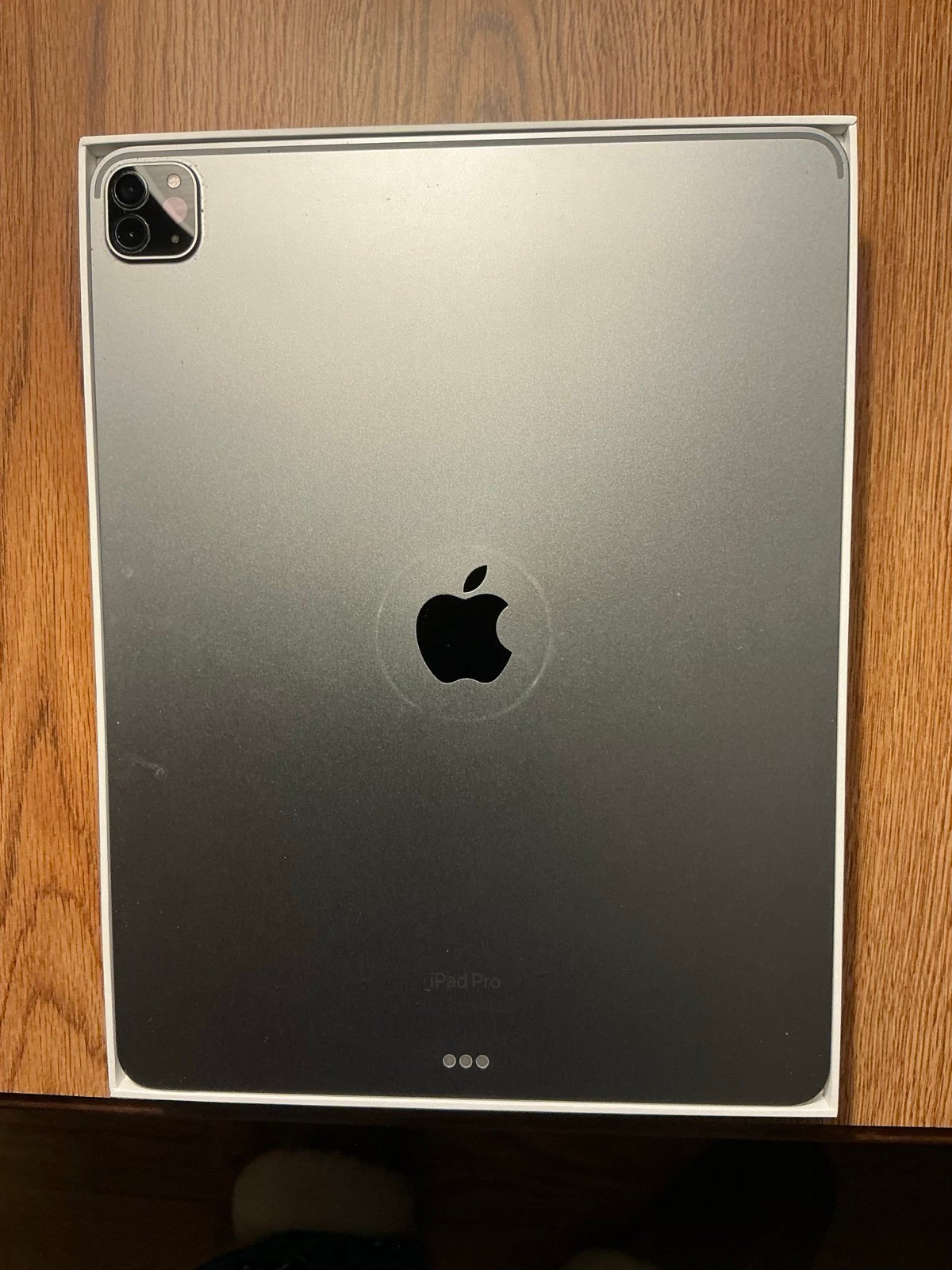 iPad Pro 12.9 6th Generation WI-FI only 6S17