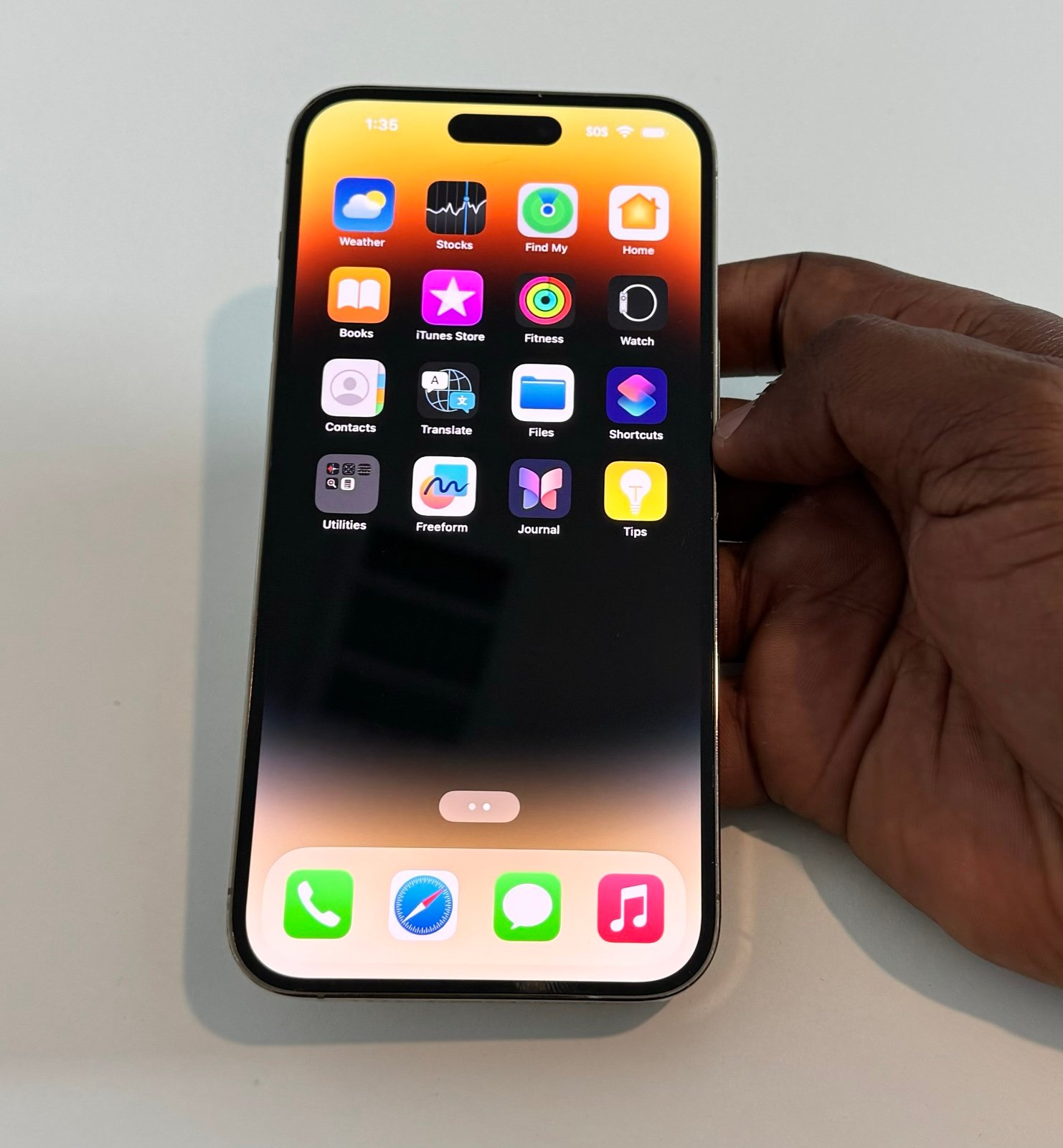 Apple iPhone 14 Pro Max 256 GB in Gold for Unlocked CRACKED BACK 2E87