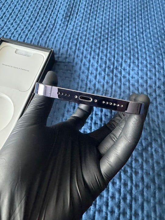 iPhone 14 Pro Max 128GB Deep Purple FOR PARTS 7Y95