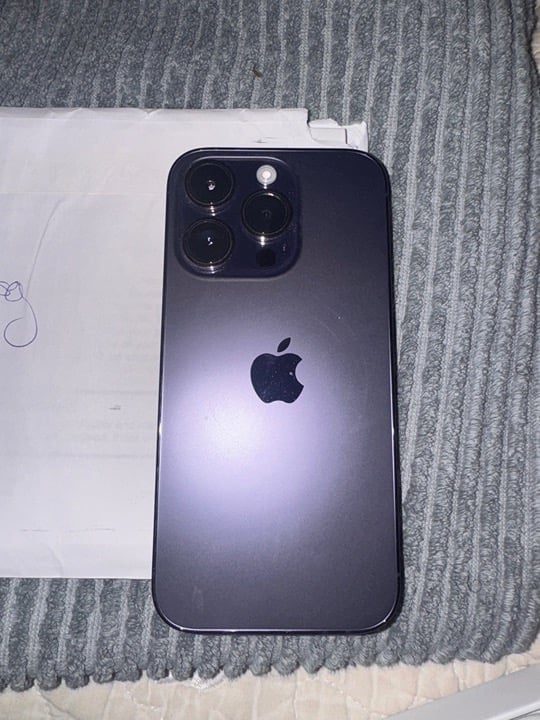 Apple iPhone 14 Pro - Deep Purple 256 g- Apple Care 9M81