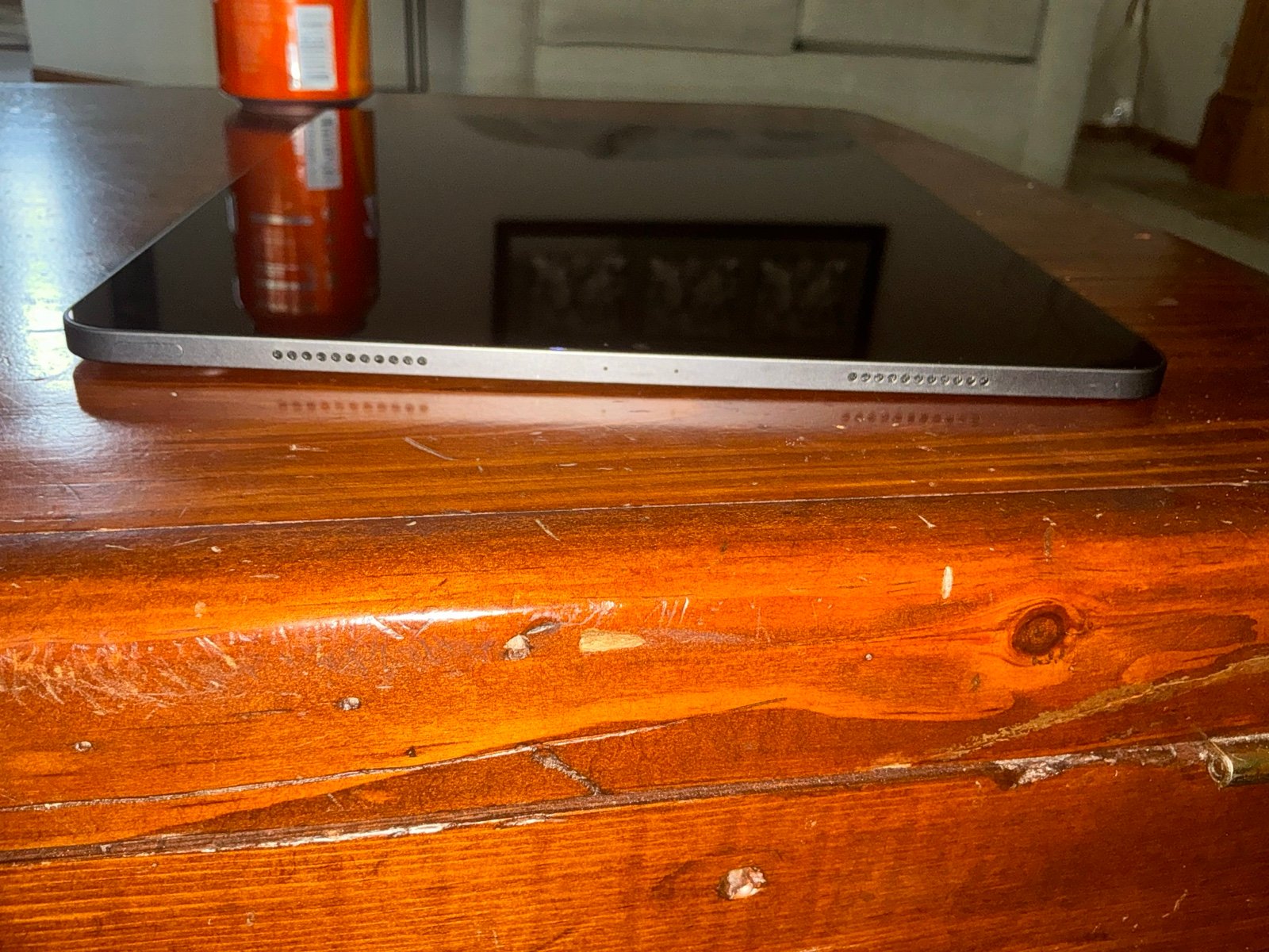 Apple iPad Pro 12.9” WIFI (5th Generation) 256GB w/Case and Original Box 3W26