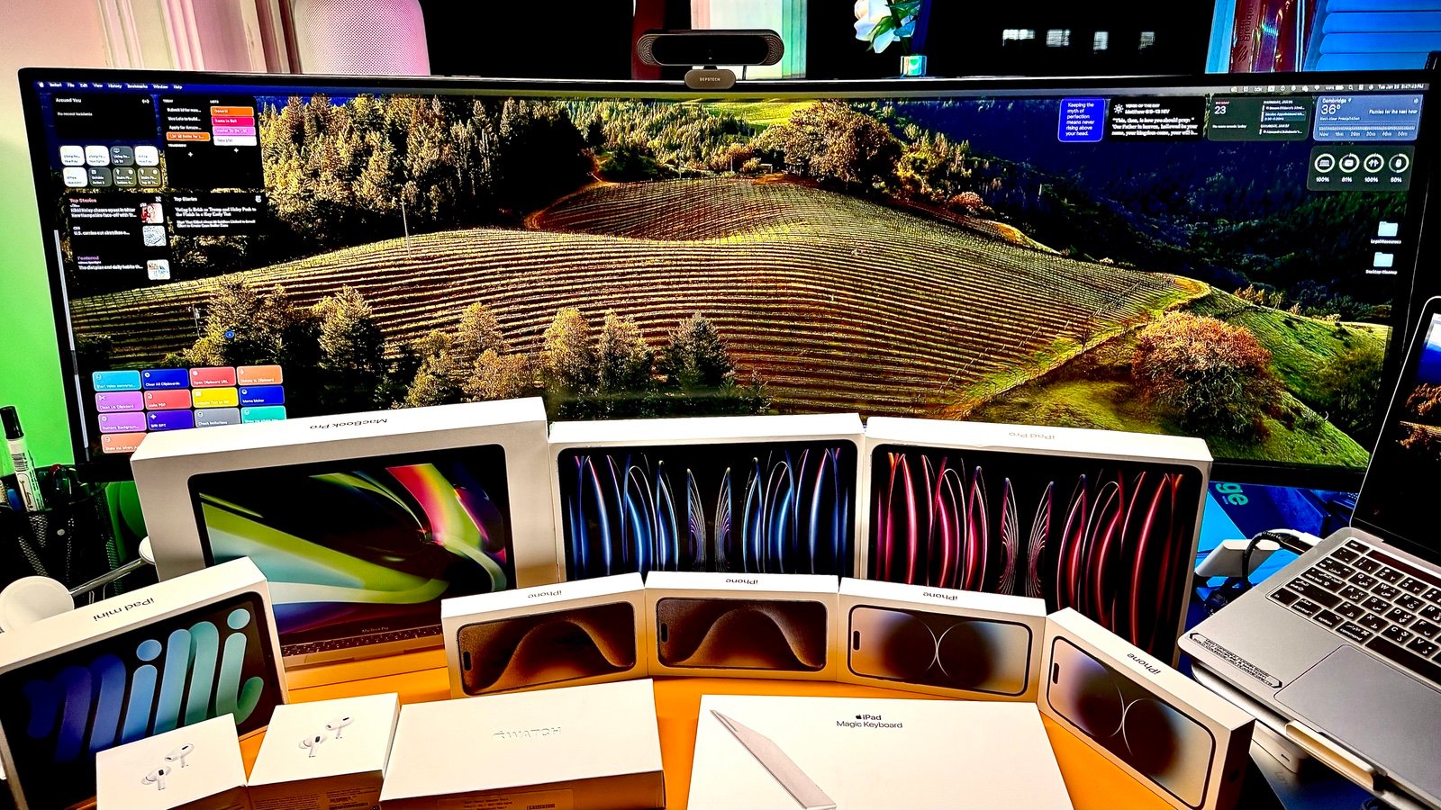 iPhone 15 Pro Max Unlocked 1TB (Mint Condition) 8N21