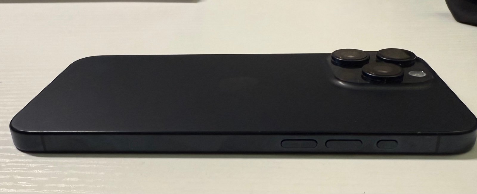 Apple IPhone 15 Pro Max 1TB Unlocked 9L58