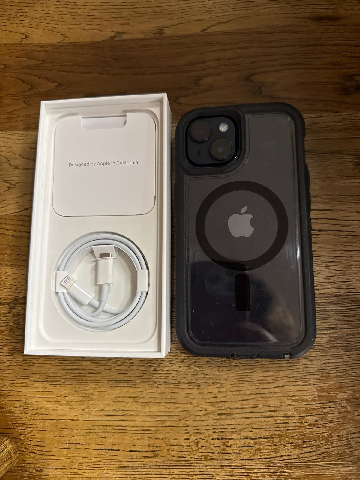 iPhone 14  midnight (edited color) with Otterbox case and charger UNLOCKED 9K71