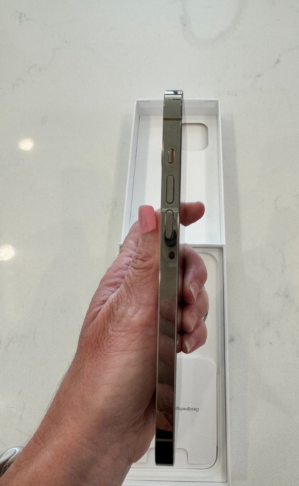 Apple iPhone 14 Pro Max 256 GB in Gold for Unlocked 7P99