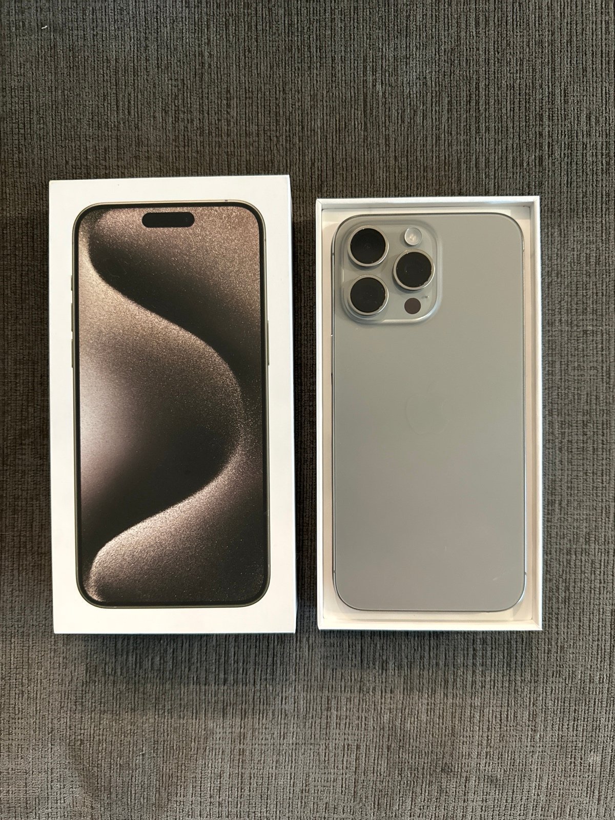 Apple iPhone 15 Pro Max 512 GB UNLOCKED 8Y97