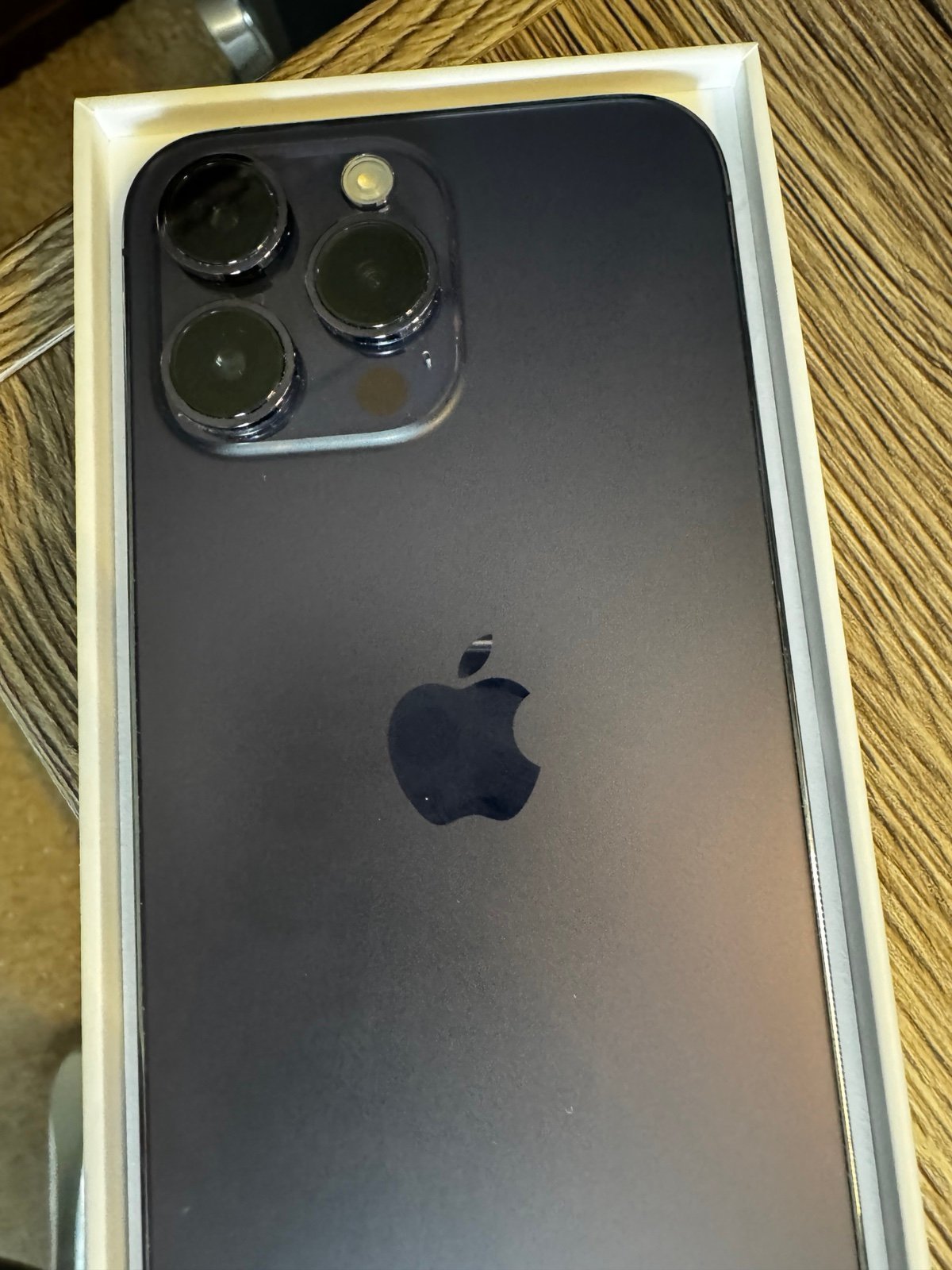 iPhone 14 Pro Max unlocked 512GB Great Condition Deep Purple 1H76