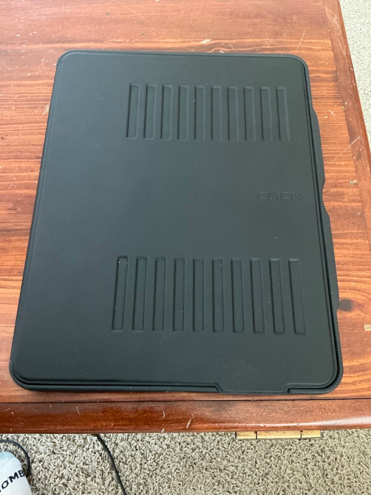 Apple iPad Pro 12.9” WIFI (5th Generation) 256GB w/Case and Original Box 3W26