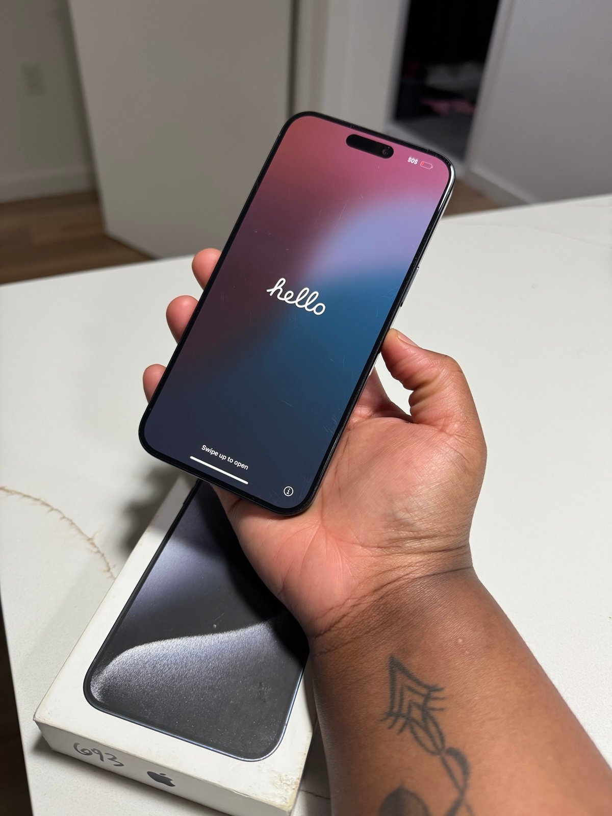 iPhone 15 PRO MAX 256G UNLOCKED 3E93