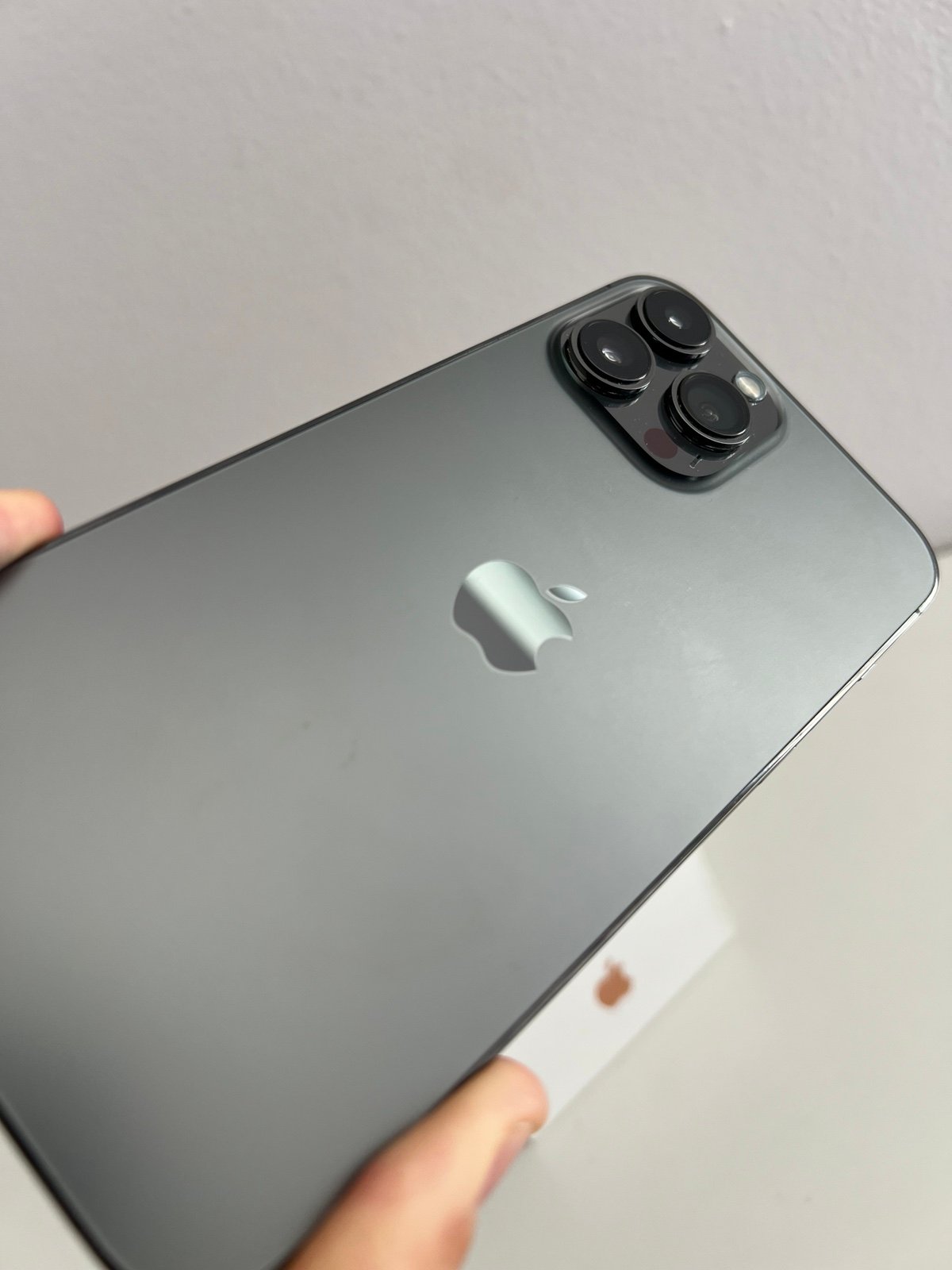 iphone 13 pro max 6S51