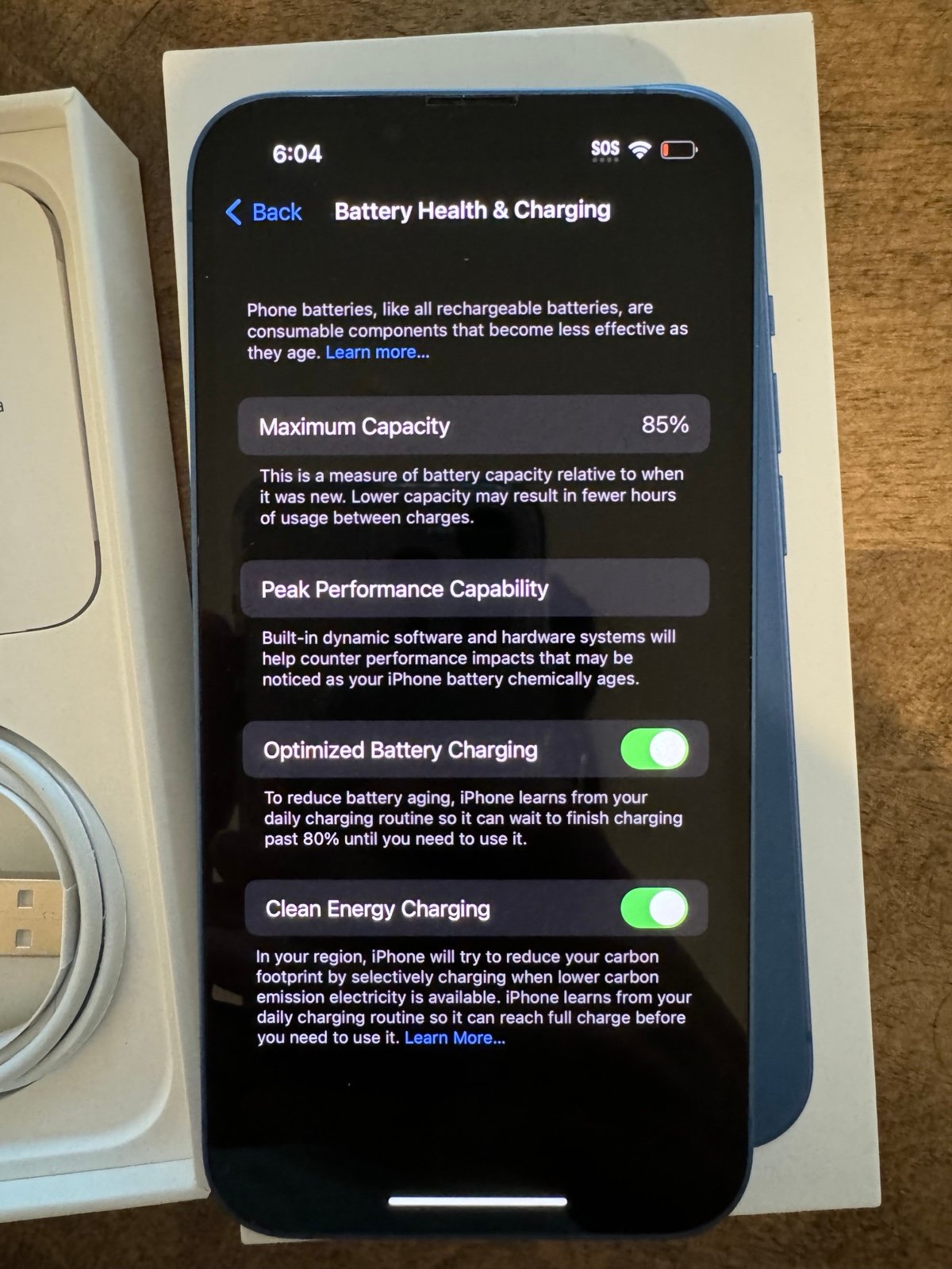 UNLOCKED IPhone 13 128 with extras GB in Blue 8N16