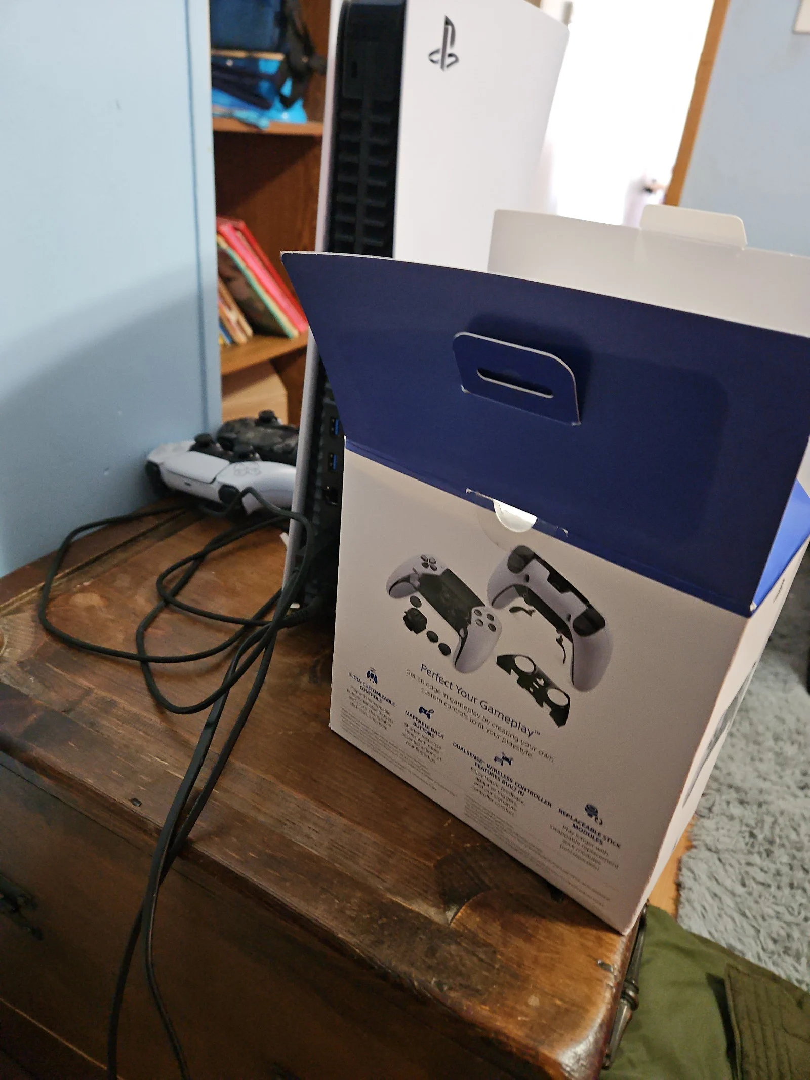 PlayStation 5 Digital Edition White 825GB with dualsense edge 5B98