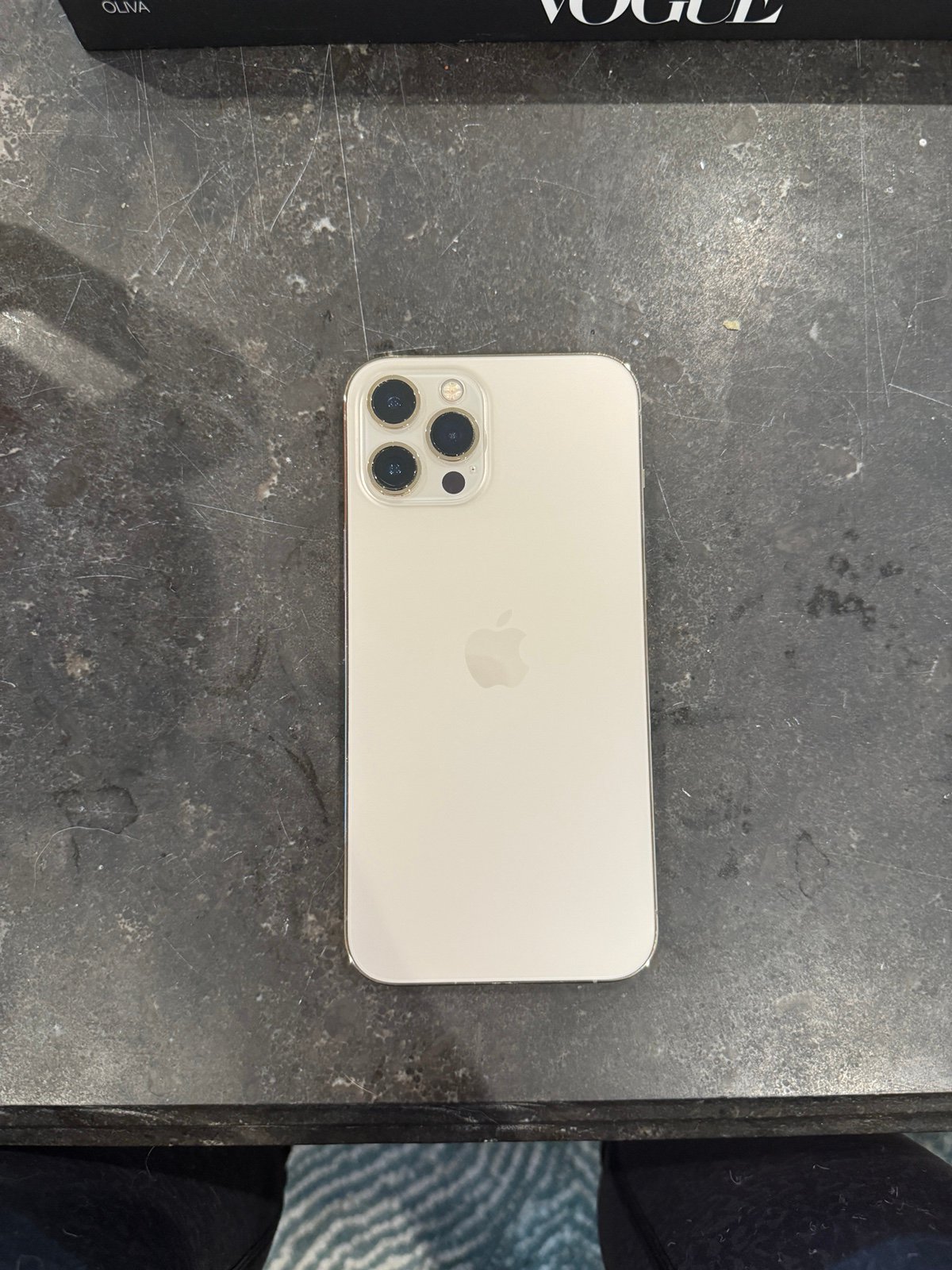 iphone 12 pro max phone 3K28