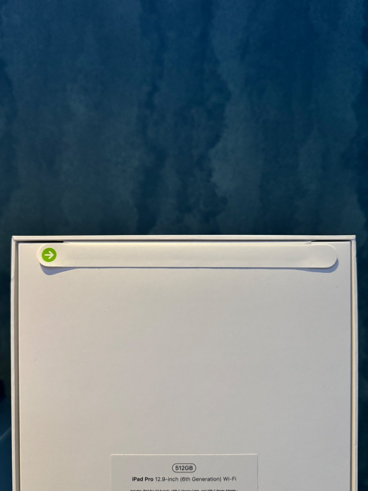 SEALED iPad Pro 12.9in (6th Gen) Wifi 512GB 8C91