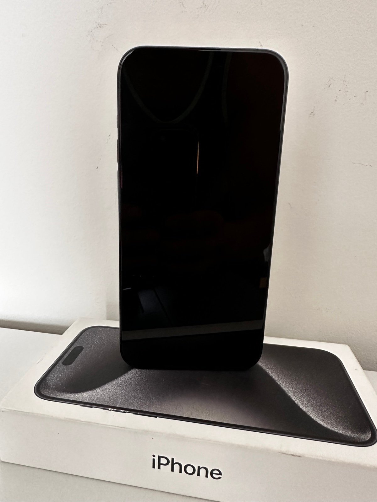 Apple iPhone 15 Pro Max 512gb UNLOCKED 7S13