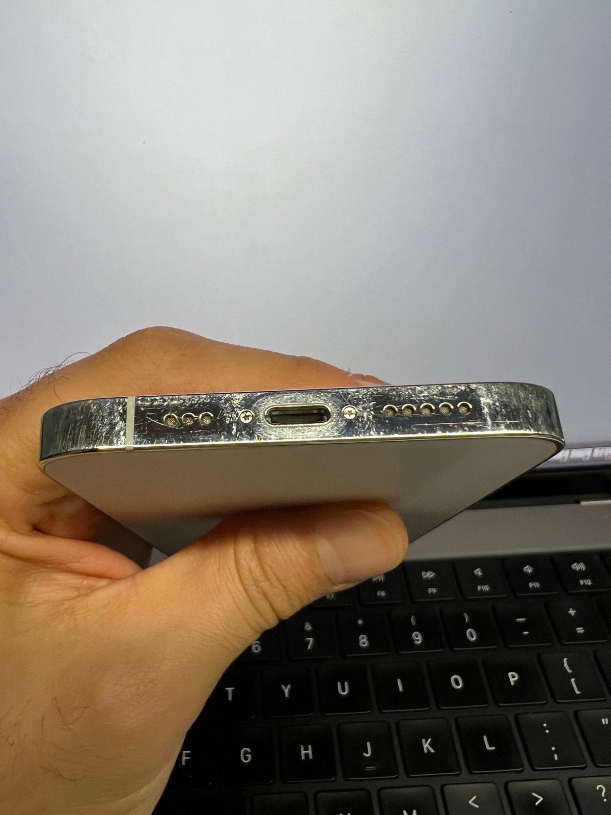 Apple iPhone 12 Pro 256GB Factory Unlocked White / Silver #20086 7K99